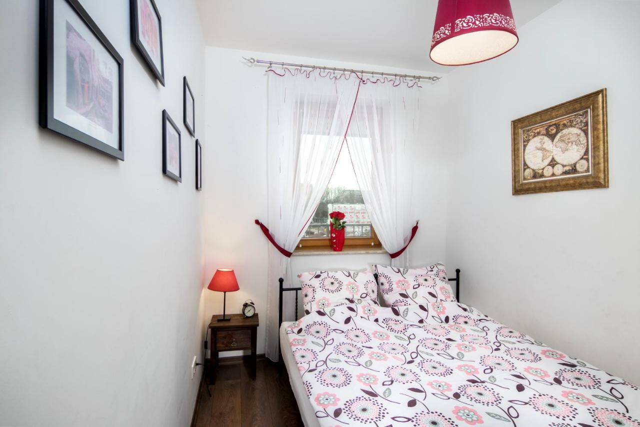 Passion4Cracow Apartment Krasków Exterior foto